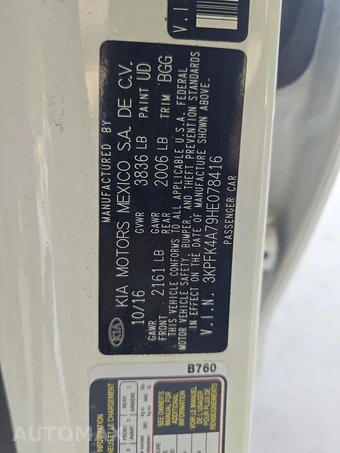 2017 Kia Forte LX Sedan – miniatura 14