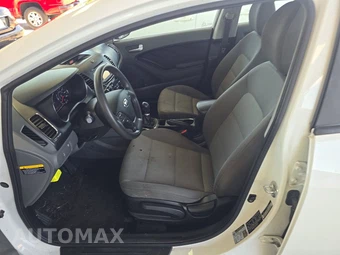 2017 Kia Forte LX Sedan – miniatura 7