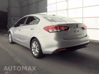 2017 Kia Forte LX Sedan – miniatura 6