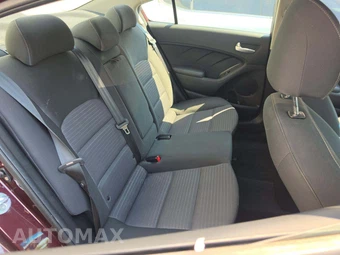 2017 Kia Forte LX Sedan - miniatura 16