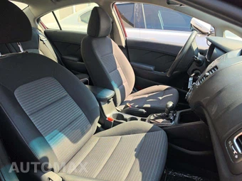 2017 Kia Forte LX Sedan - miniatura 18