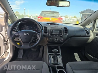 2017 Kia Forte LX Sedan – miniatura 11