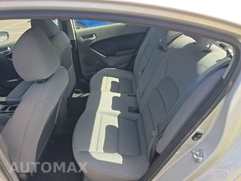 2017 Kia Forte LX Sedan – miniatura 13