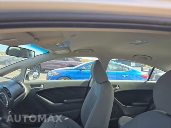 2017 Kia Forte LX Sedan – miniatura 14