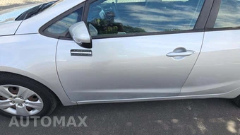 2017 Kia Forte LX Sedan – miniatura 20