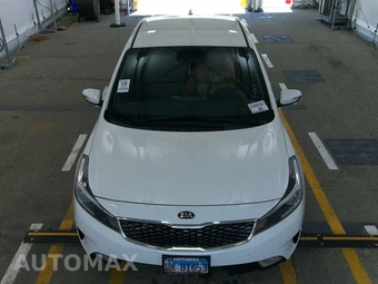 2017 Kia Forte S Sedan – miniatura 2