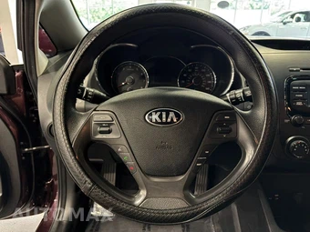 2017 Kia Forte S Sedan - miniatura 23