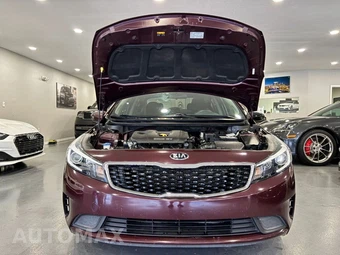2017 Kia Forte S Sedan - miniatura 34