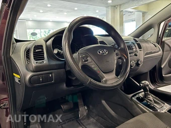 2017 Kia Forte S Sedan - miniatura 9