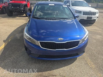 2017 Kia Forte S Sedan – miniatura 2