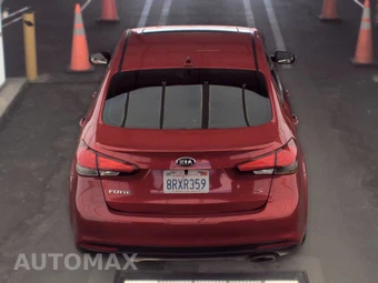 2017 Kia Forte S Sedan – miniatura 5