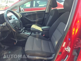 2017 Kia Forte S Sedan – miniatura 7