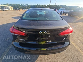 2017 Kia Forte S Sedan – miniatura 5