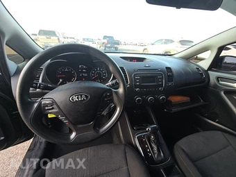 2017 Kia Forte5 LX Hatchback – miniatura 11