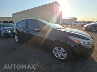2017 Kia Forte5 LX Hatchback – miniatura 3
