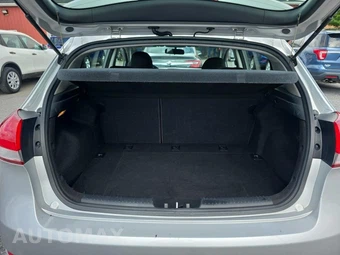 2017 Kia Forte5 LX Hatchback - miniatura 13