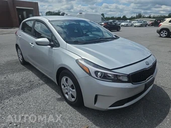 2017 Kia Forte5 LX Hatchback - miniatura 3