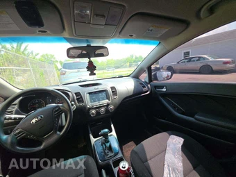 2017 Kia Forte5 LX Hatchback – miniatura 10
