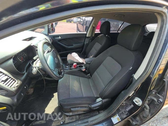 2017 Kia Forte5 LX Hatchback – miniatura 6