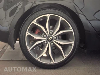 2017 Kia Forte5 SX Hatchback – miniatura 11