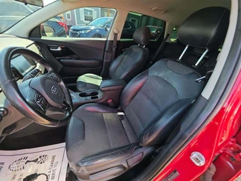 2017 Kia Niro EX – miniatura 6