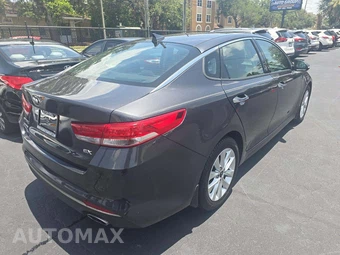 2017 Kia Optima EX – miniatura 3