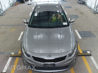2017 Kia Optima LX 2.4L – miniatura 2