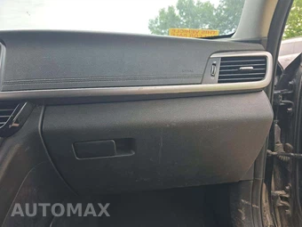 2017 Kia Optima LX 2.4L – miniatura 15