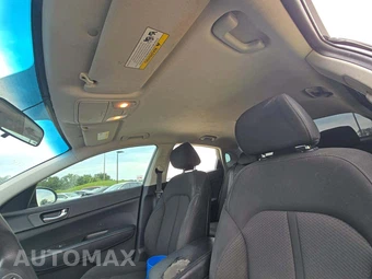 2017 Kia Optima LX 2.4L – miniatura 8