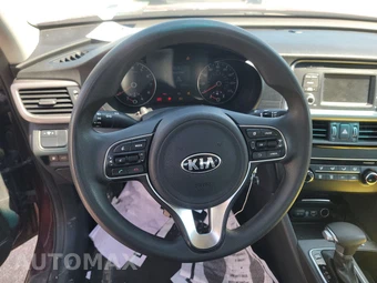 2017 Kia Optima LX 2.4L - miniatura 10