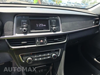 2017 Kia Optima LX 2.4L – miniatura 11