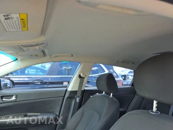 2017 Kia Optima LX 2.4L – miniatura 17