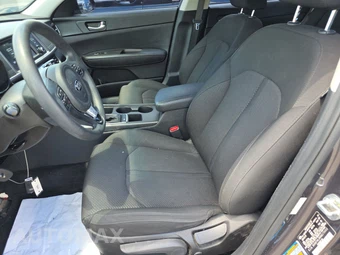 2017 Kia Optima LX 2.4L – miniatura 7