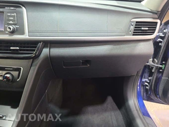 2017 Kia Optima LX 2.4L – miniatura 19