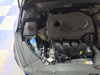 2017 Kia Optima LX 2.4L – miniatura 26