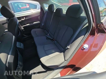 2017 Kia Optima LX 2.4L – miniatura 13