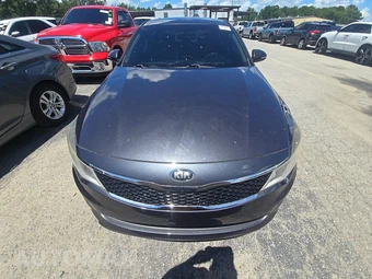 2017 Kia Optima LX 2.4L - miniatura 2
