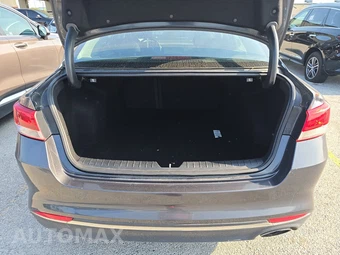 2017 Kia Optima LX 2.4L – miniatura 16