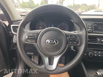 2017 Kia Optima LX 2.4L – miniatura 10