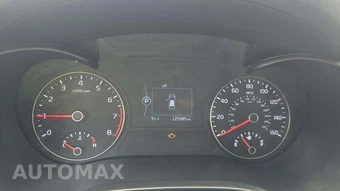 2017 Kia Optima LX 2.4L – miniatura 24