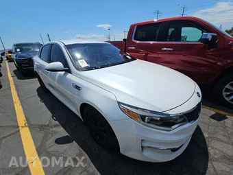 2017 Kia Optima LX 2.4L – miniatura 3