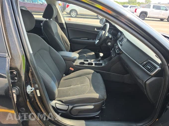 2017 Kia Optima LX 2.4L – miniatura 8