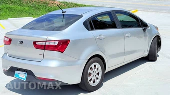 2017 Kia Rio LX Sedan - miniatura 31