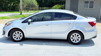 2017 Kia Rio LX Sedan - miniatura 35