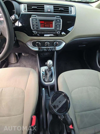 2017 Kia Rio LX Sedan – miniatura 10