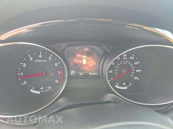 2017 Kia Sedona EX 120.5" WB - miniatura 9
