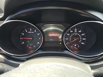 2017 Kia Sedona L 120.5" WB – miniatura 12