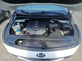2017 Kia Sedona L 120.5" WB – miniatura 16