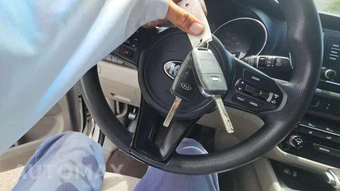 2017 Kia Sedona L 120.5" WB – miniatura 23
