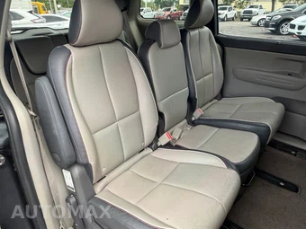2017 Kia Sedona LX 120.5" WB - miniatura 24